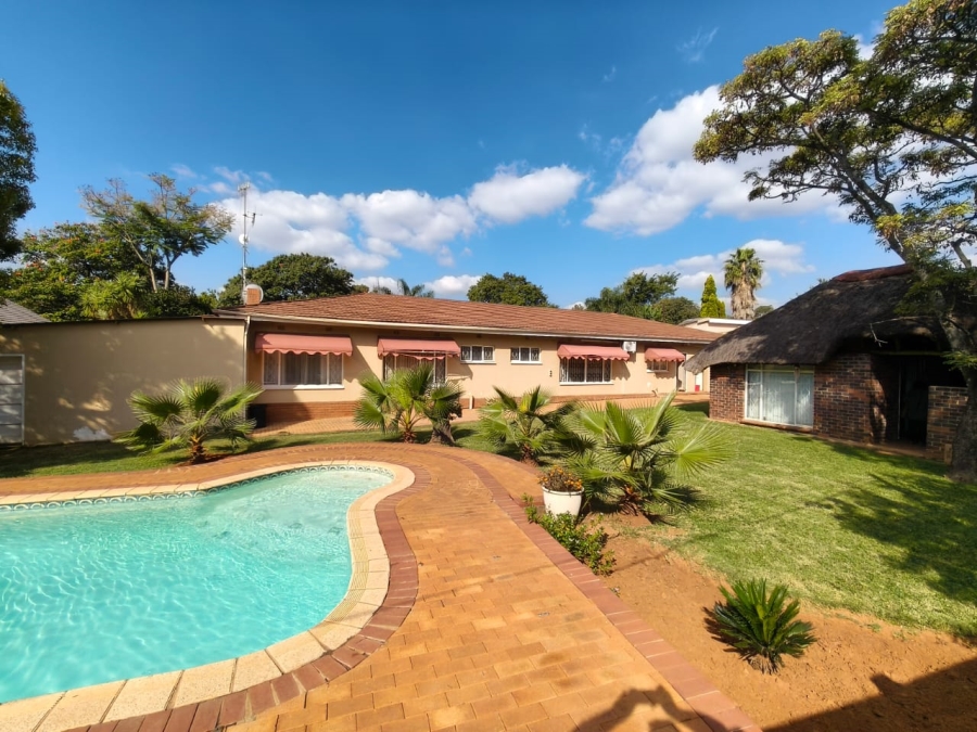 4 Bedroom Property for Sale in Protea Park North West